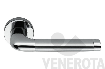 Immagine di Maniglia Taipan con rosetta tonda Colombo Design