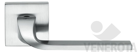 Immagine big Immagine di Maniglia Isy con rosetta quadra bassa Colombo De...