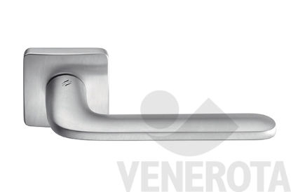 Immagine di Maniglia Roboquattro S con rosetta quadra Colombo Design