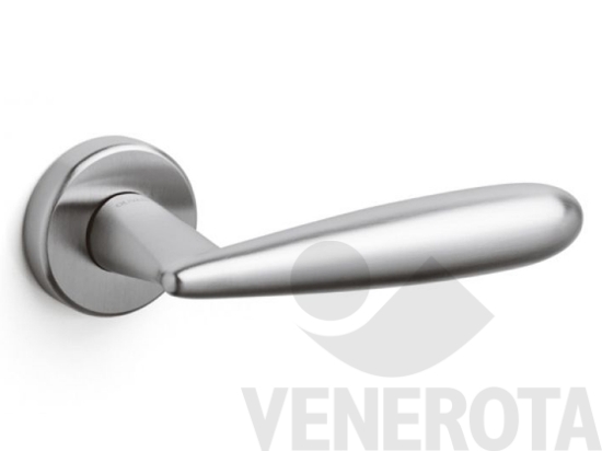 Immagine big Immagine di Maniglia Futura con rosetta tonda Olivari