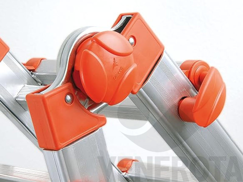 immagine 3 di Immagine di Scala telescopica Peppina Gierre Scale