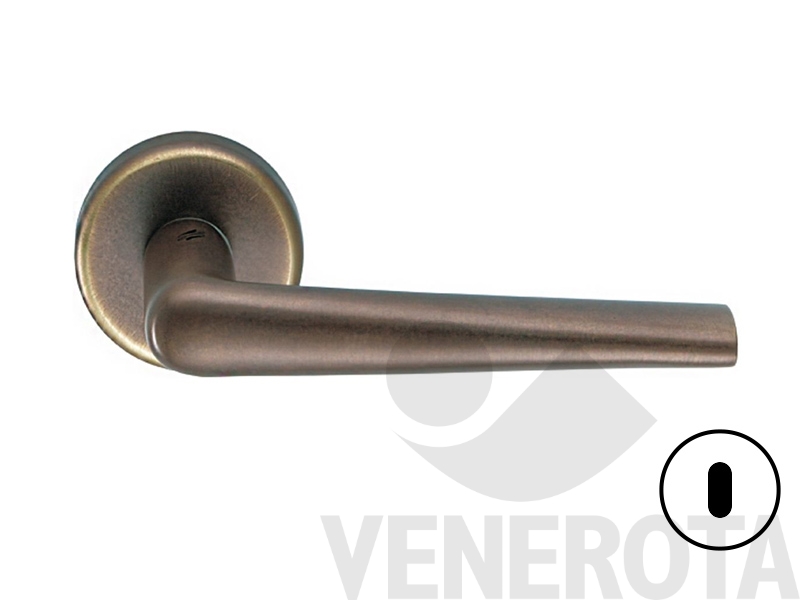 immagine 4 di Immagine di Maniglia Robotre con rosetta tonda Colombo Desig...